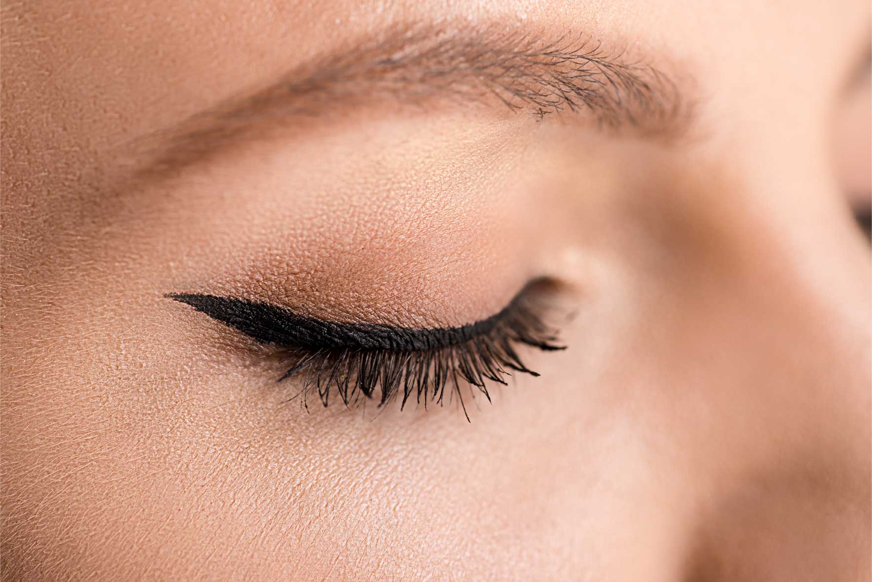 Eye Liner Sfumato o Grafico