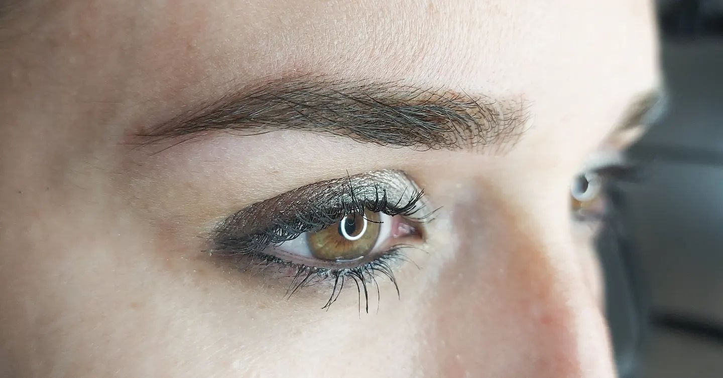Trucco semipermanente Microblading